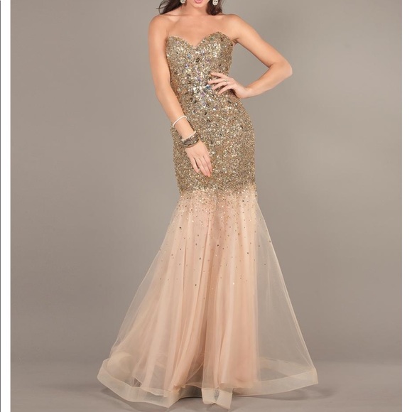 Jovani Dresses & Skirts - Jovani gold bead/sequins mermaid gown long